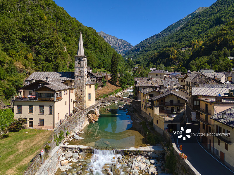 意大利阿奥斯塔谷的丰坦莫尔村图片素材