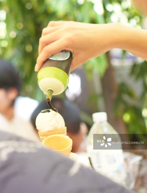 冰淇淋甜筒图片素材