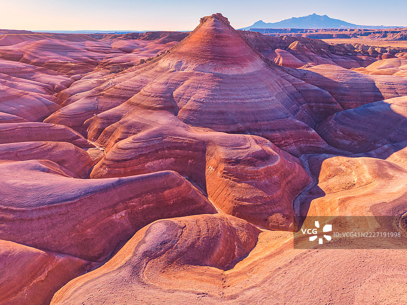 膨润土山丘图片素材