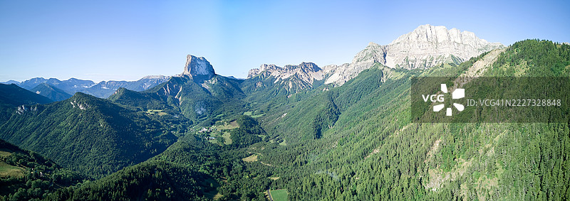 VERCORS地区公园中的MONT AIGUILLE图片素材