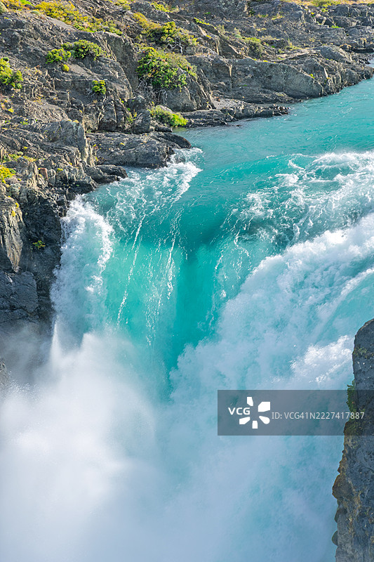 萨尔托格兰德瀑布 - 托雷斯德尔潘恩 - 智利图片素材