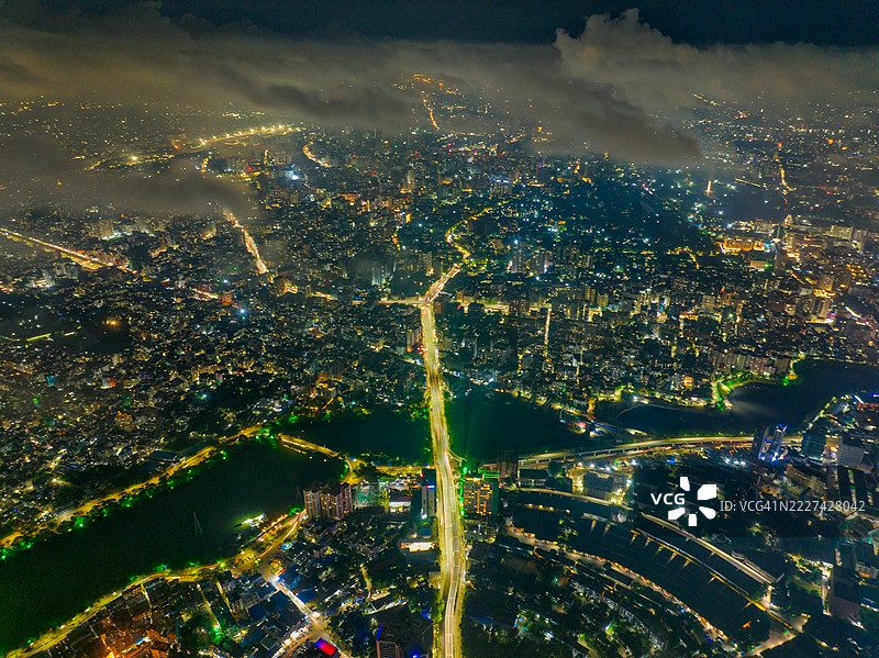孟加拉国夜晚灯光璀璨的建筑和城市景观全景图图片素材