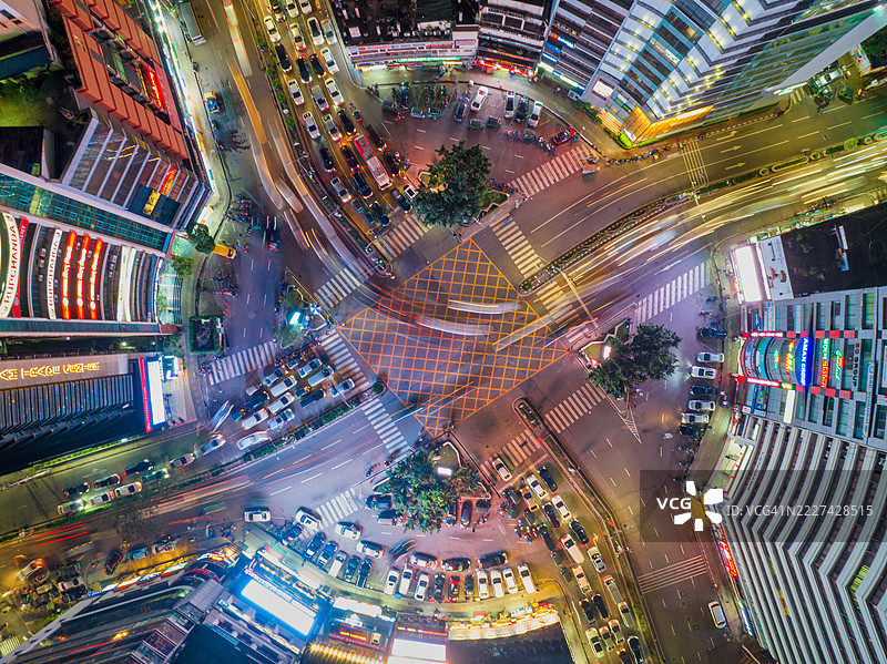 孟加拉国夜晚灯火辉煌的建筑和城市景观全景图图片素材