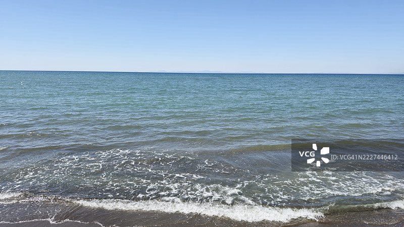 土耳其哈塔伊清澈天空下的海景图片素材