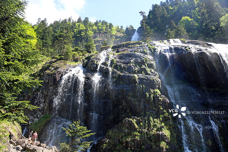 法国奥克西塔尼地区帕米耶的瀑布美景图片素材