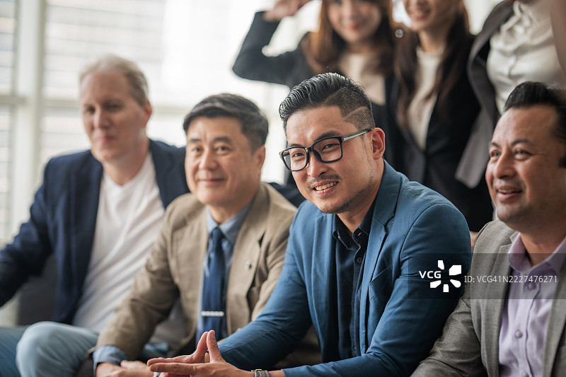 在愿景上团结，在思想上多元图片素材