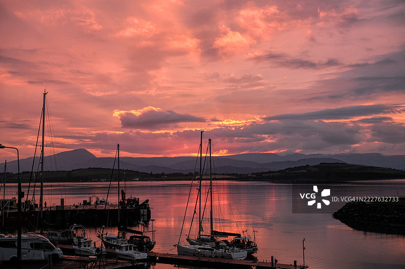 爱尔兰美丽的日落风景图片素材