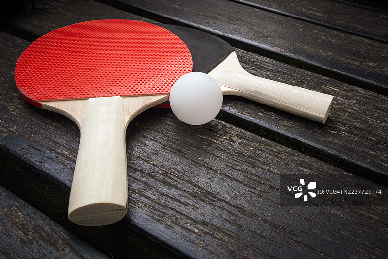 乒乓球拍和球图片素材