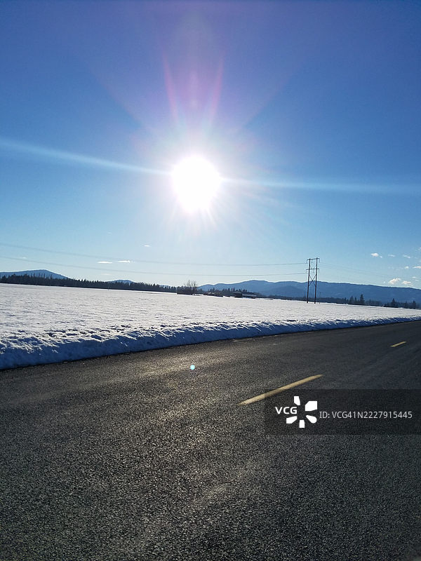 明亮阳光下的海景，华盛顿州斯波坎，美国图片素材
