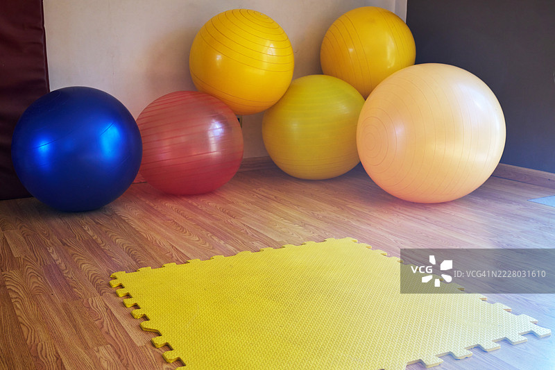 运动球疗法图片素材