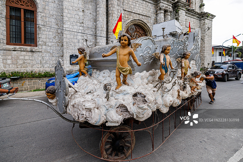 天使游行花车，伊洛伊洛，菲律宾。图片素材