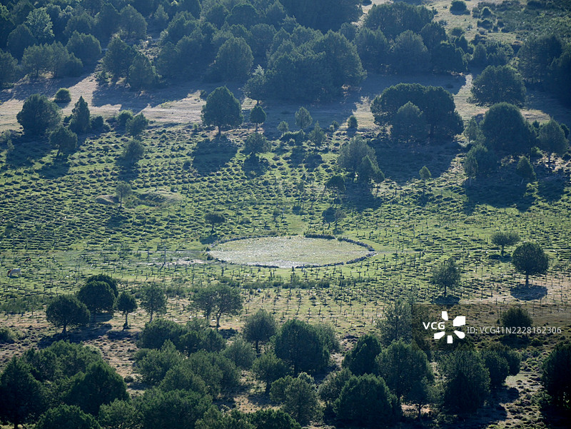 悲伤山墓地图片素材