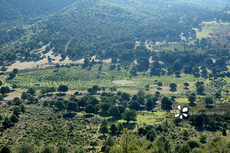 悲伤山墓地图片素材