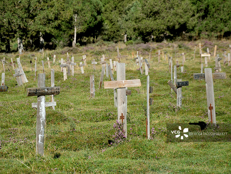 悲伤山墓地图片素材