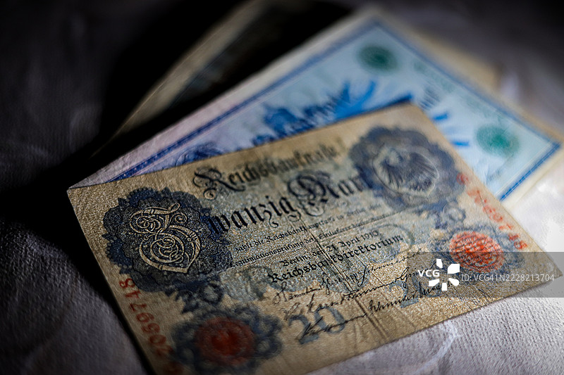 德国超通货膨胀时期的纸币图片素材