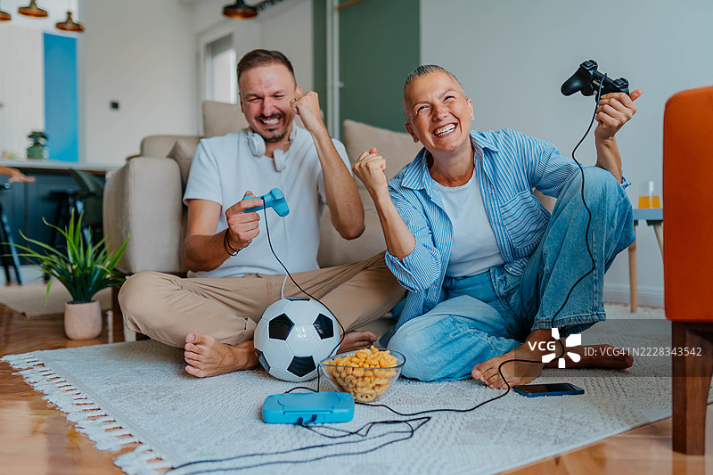 在家玩乐图片素材