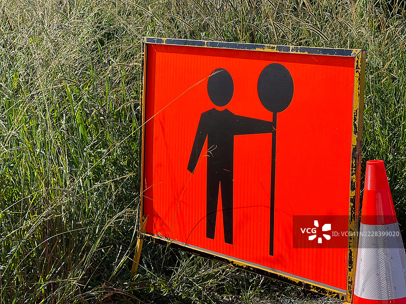 注意施工道路交通标志图片素材