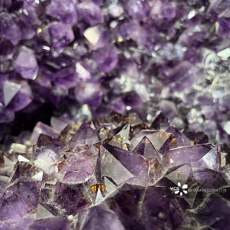 水晶岩石的特写镜头图片素材