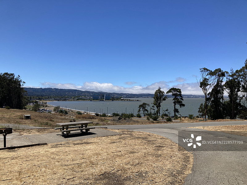 加州圣马特奥的郊狼点休闲区野餐区图片素材