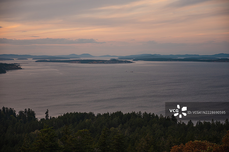 从道格拉斯山俯瞰维多利亚市景图片素材