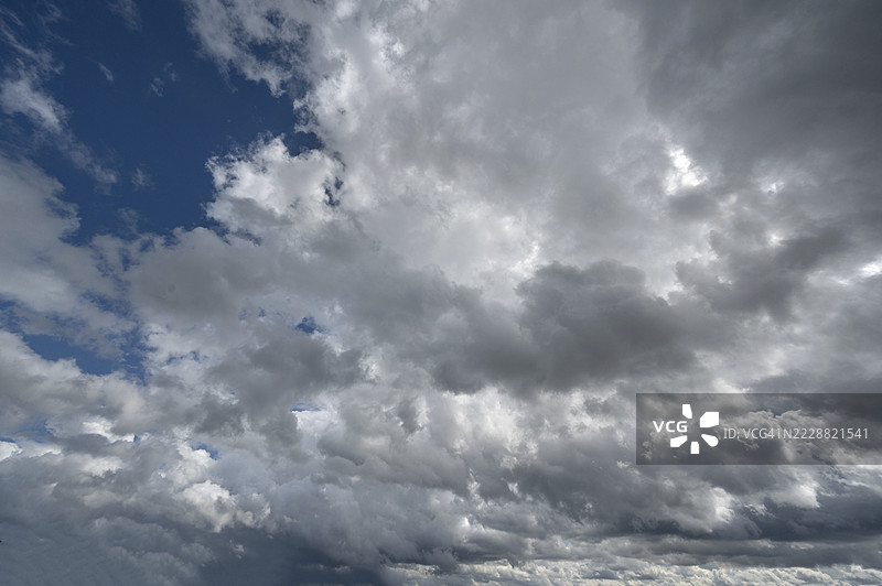 德国巴伐利亚的层云（Nimbostratus）图片素材
