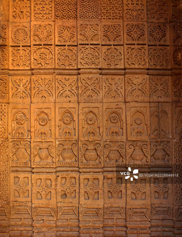 Makli的墓葬建筑细节和内部视图图片素材