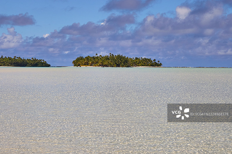 一个脚岛，或称塔普艾塔伊，位于艾图塔基泻湖图片素材