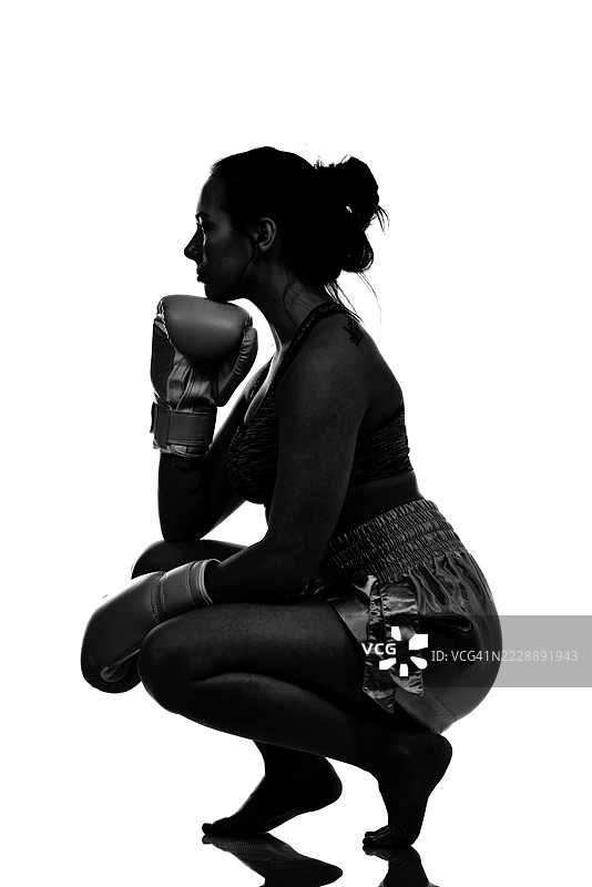 强大的女性图片素材