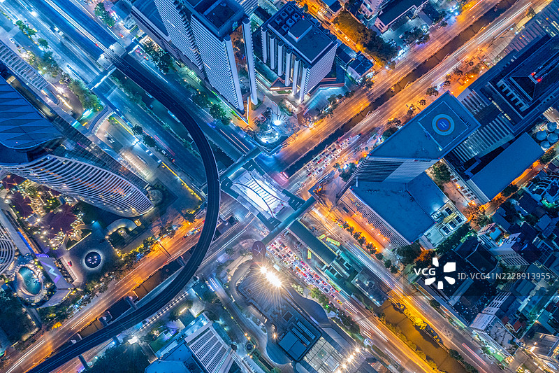 泰国曼谷钟农西的城市交通。图片素材