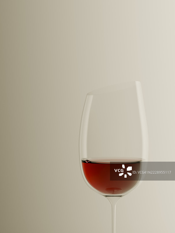 酒杯特写与墙面相对图片素材