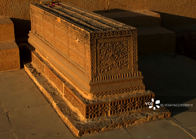 Makli的墓葬建筑细节和外观图片素材