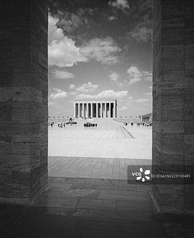 黑白色的阿塔图尔克陵墓（安塔基尔）图片素材