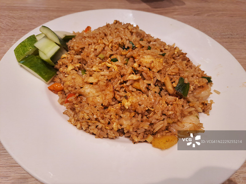 传统亚洲炒饭，适合午餐或晚餐图片素材