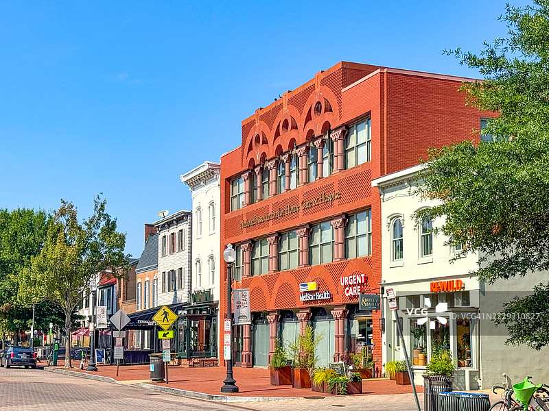 华盛顿特区街道上的多种建筑风格图片素材