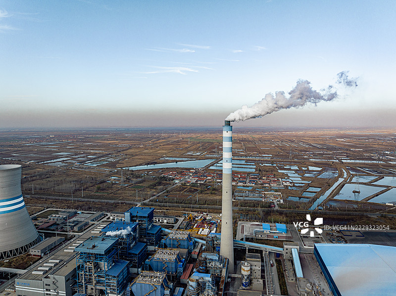 中国山东的火电站鸟瞰图图片素材