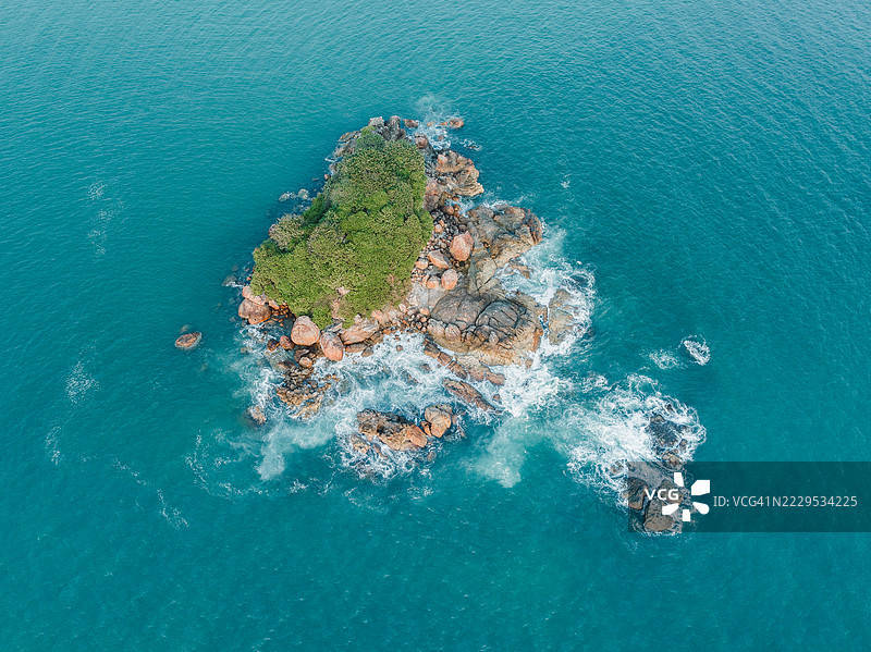 高角度照片显示斯里兰卡南部省马塔拉区维利甘玛的印度洋岛屿图片素材