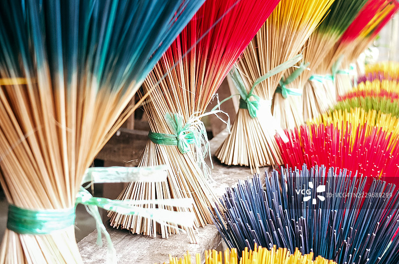 阳光下的竹子束图片素材