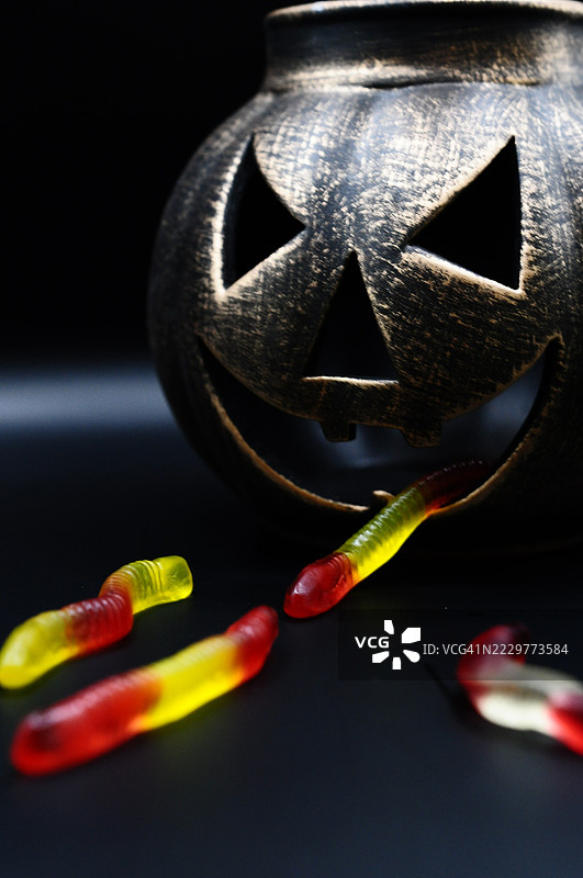 万圣节南瓜灯与果冻虫，斯洛伐克图片素材