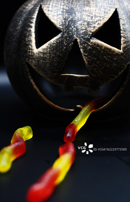 万圣节南瓜灯与果冻虫，斯洛伐克图片素材