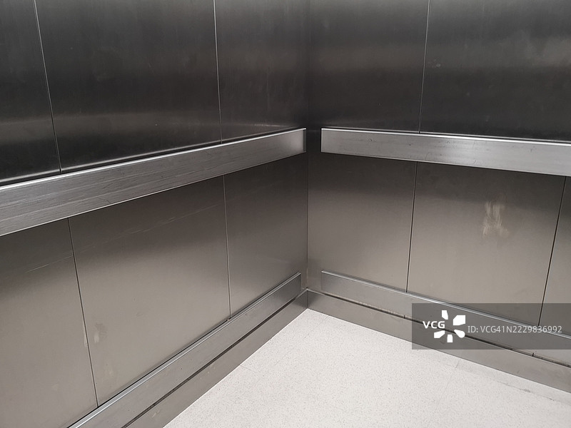 不锈钢防撞保险杠图片素材