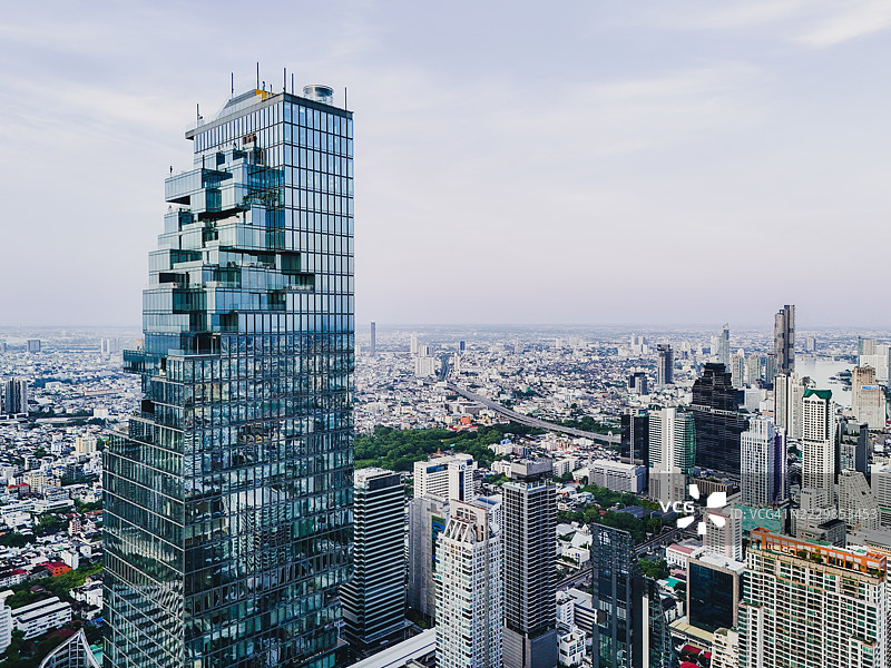 曼谷日出时的天际线图片素材