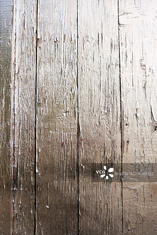 风化的木板显示出老化和腐朽的迹象图片素材