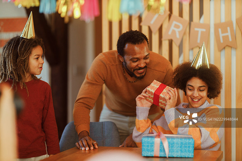 生日派对图片素材