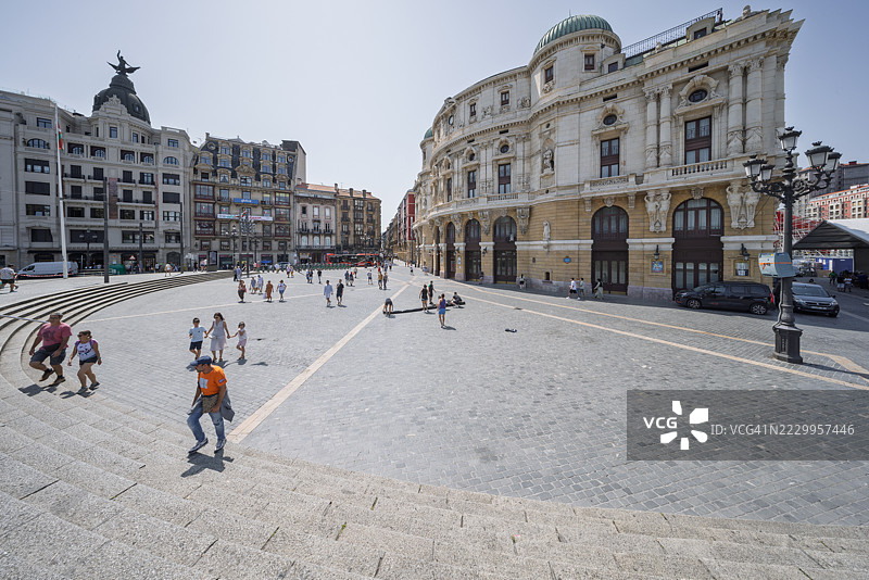 阿里亚加剧院及周边历史建筑图片素材