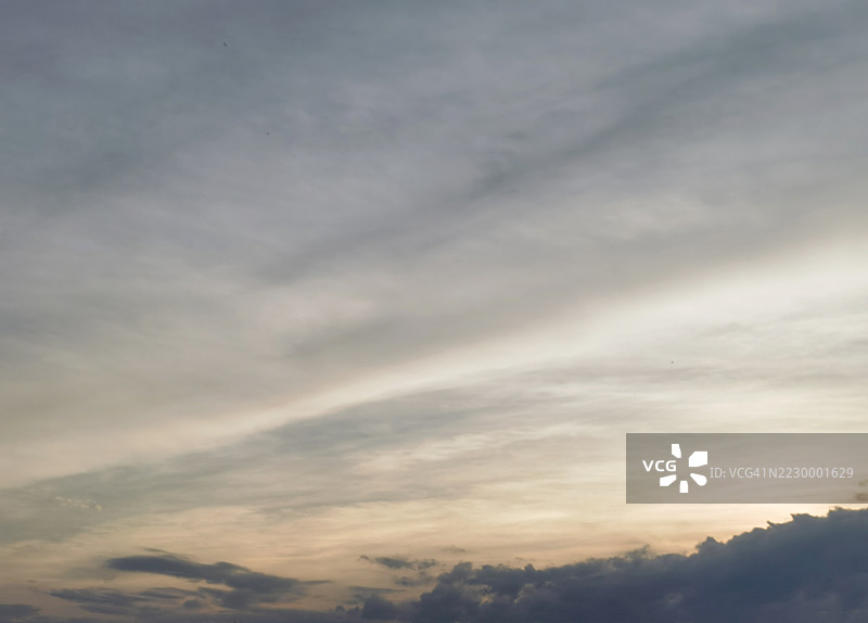 黄昏天空与云彩图片素材