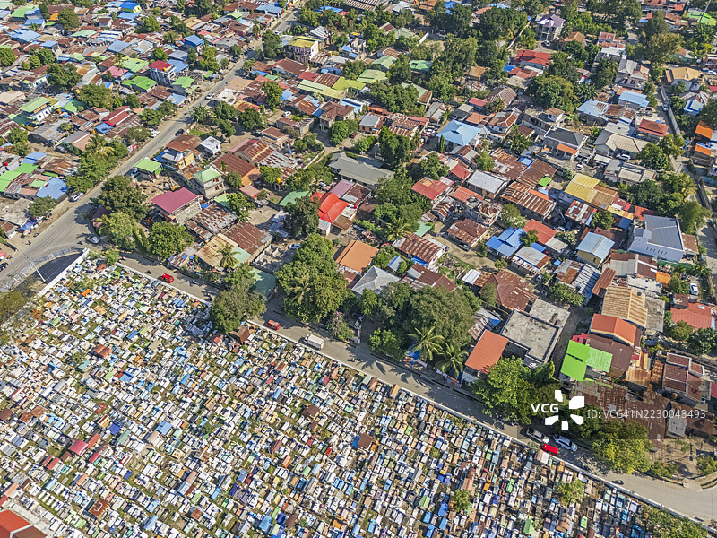 房屋屋顶和墓地图片素材