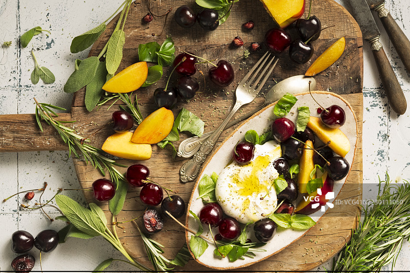 桃子樱桃卡普雷塞沙拉图片素材