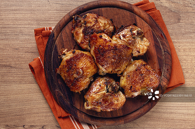 自制香料炸鸡腿，周围没有人图片素材