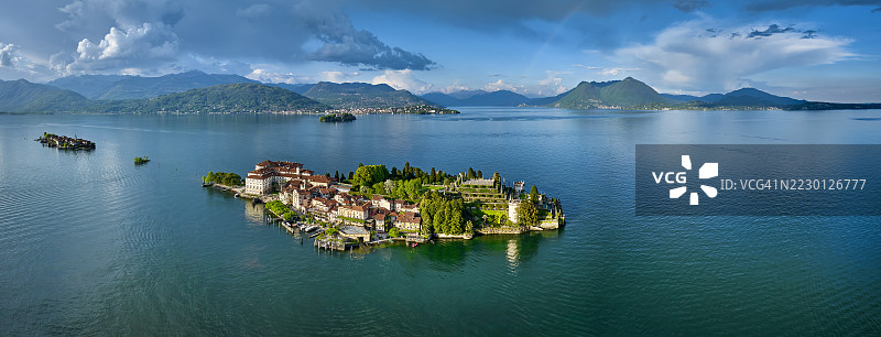 意大利皮埃蒙特大区马焦雷湖上的贝拉岛图片素材