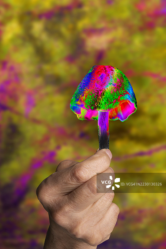 手掌递出魔法蘑菇，合成图像图片素材